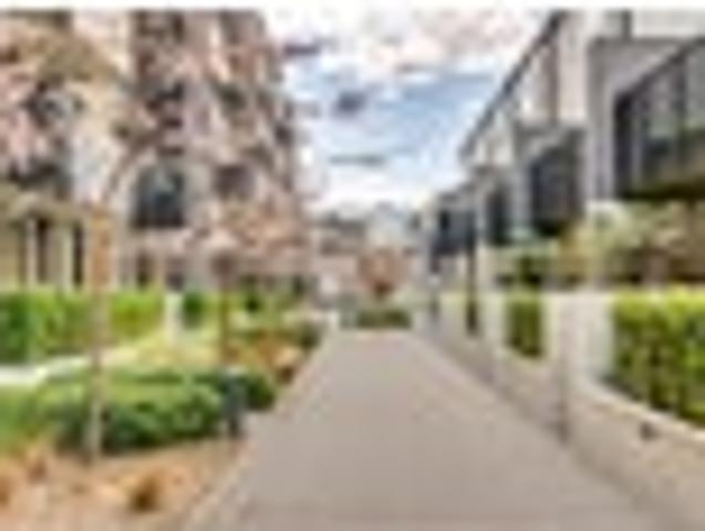 Apartment for sale in Heathcote, Canterbury