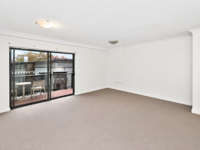 Apartment for rent in Cockburn, Western Australia