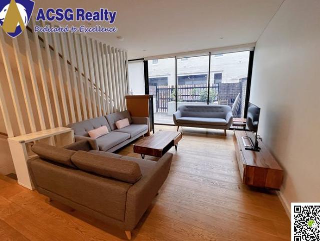 Townhouse for rent in Sydney, New South Wales