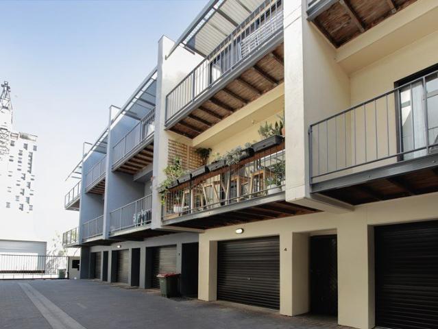 Townhouse for rent in Adelaide