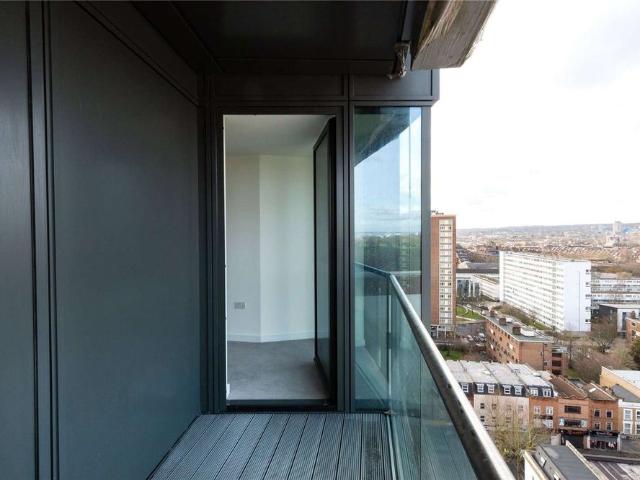 Apartment for rent in Finsbury Park, Isle Of Man