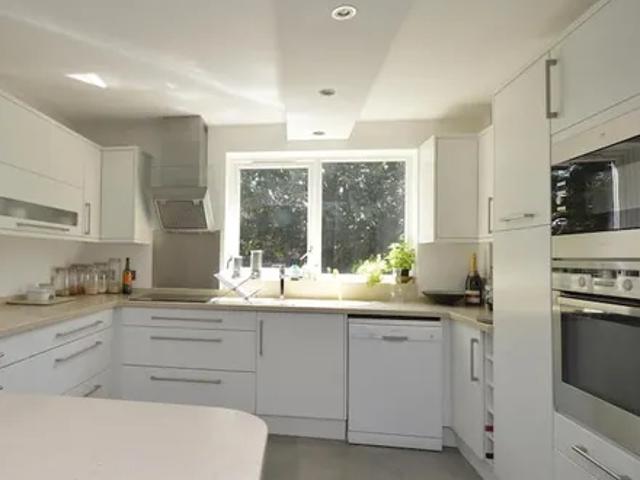 Apartment for rent in Merchiston, Scotland