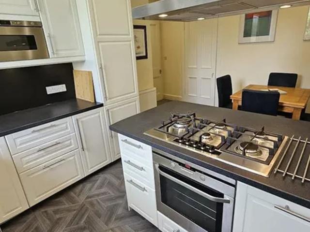 Apartment for rent in Mayfield, Newington