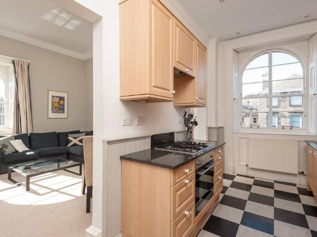 Apartment for rent in Abbeyhill, City of Edinburgh
