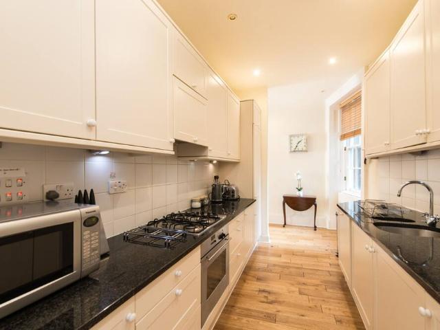 Apartment for rent in Abbeyhill, City of Edinburgh