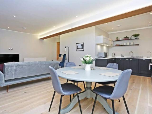 Apartment for rent in Abbeyhill, City of Edinburgh