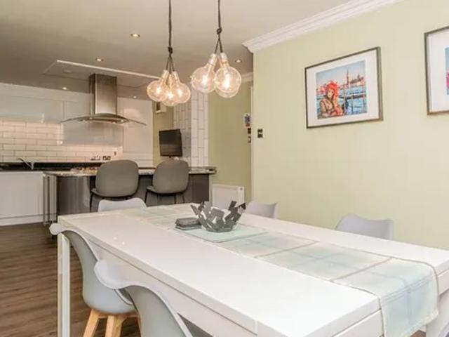 Apartment for rent in Gayfield, Broughton