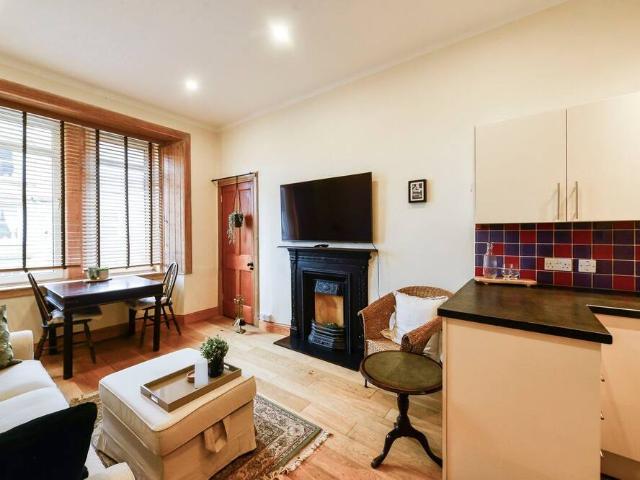 Apartment for rent in Hillside, City of Edinburgh