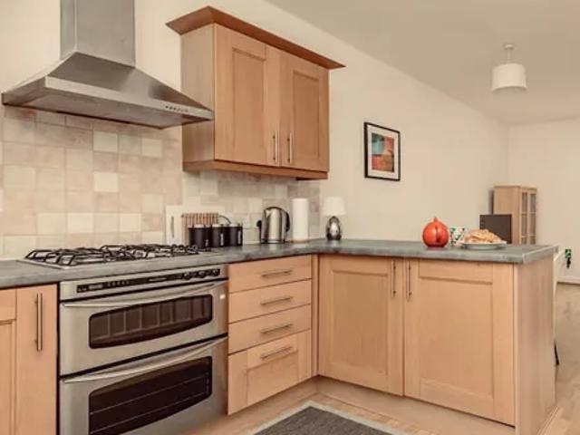 Apartment for rent in Lorne, Leith