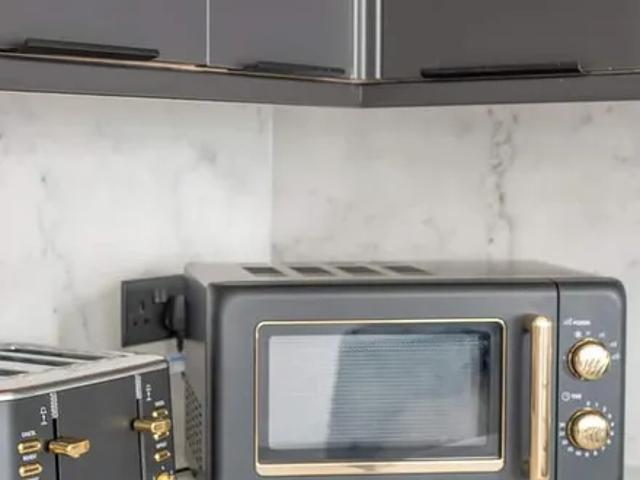 Apartment for rent in Hillside, Leith