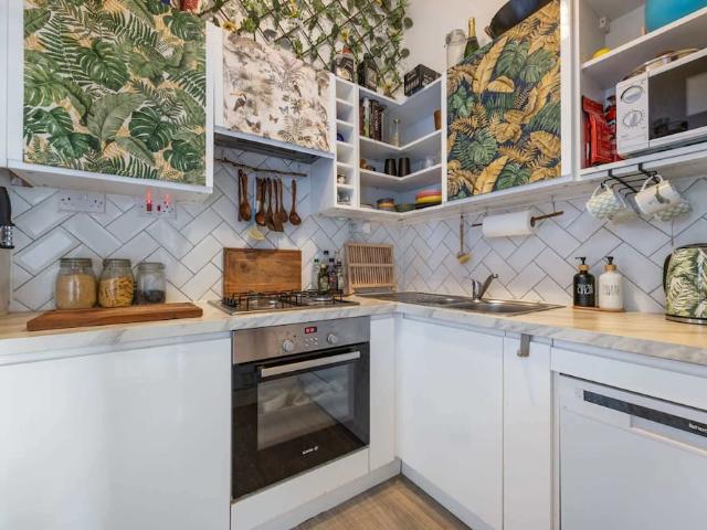 Apartment for rent in Hillside, City of Edinburgh