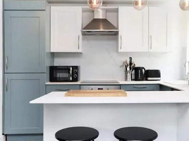 Apartment for rent in Canongate, Old Town