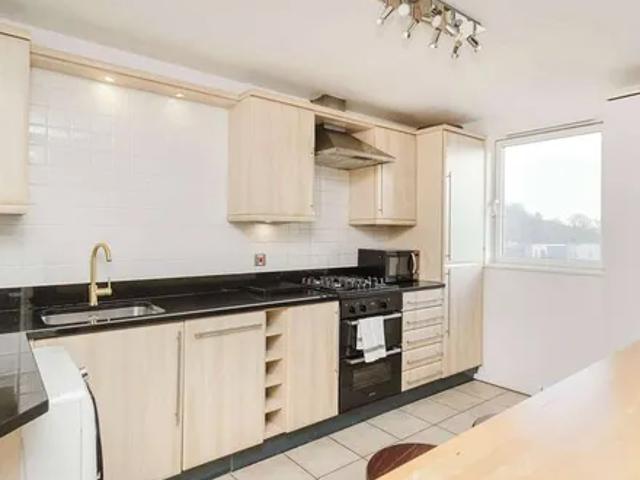 Apartment for rent in Canongate, Old Town