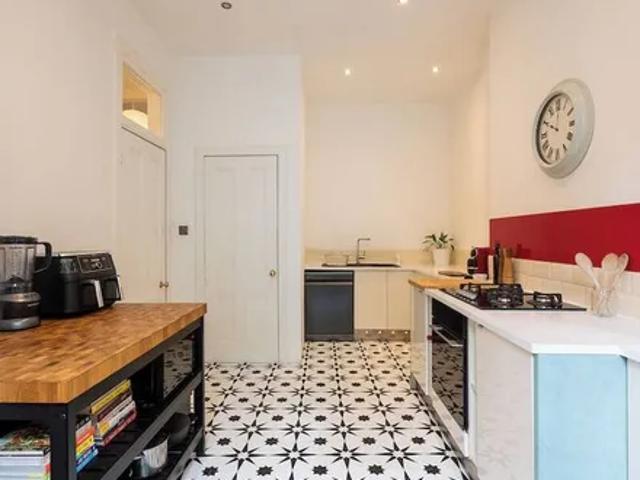 Apartment for rent in Marchmont, Scotland