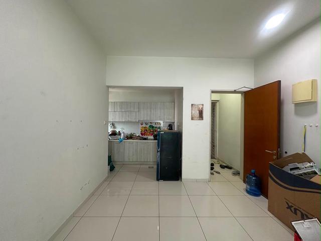 Serviced Residence for sale in Seri Kembangan, Majlis Bandaraya Subang Jaya