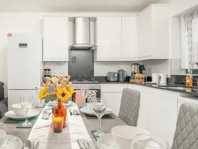 House for rent in Lyons, Greater London