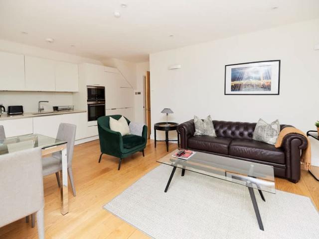 Apartment for rent in Bayswater, Greater London