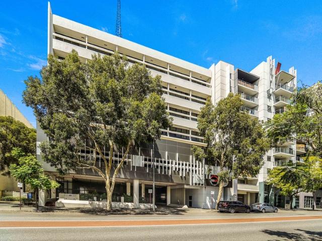 Office for sale in Cockburn, Western Australia