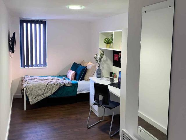 Apartment for rent in Calderstones