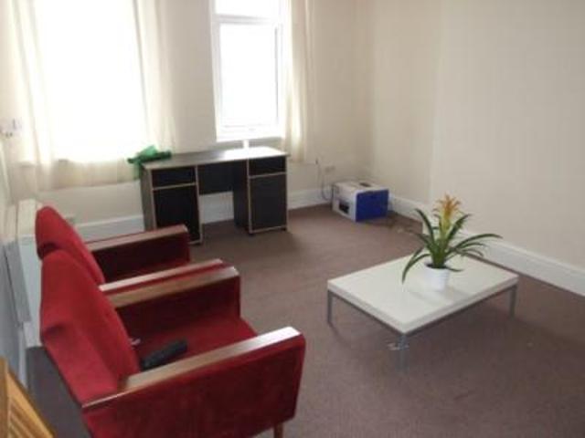 Apartment for rent in Plasnewydd, Falcon Lodge