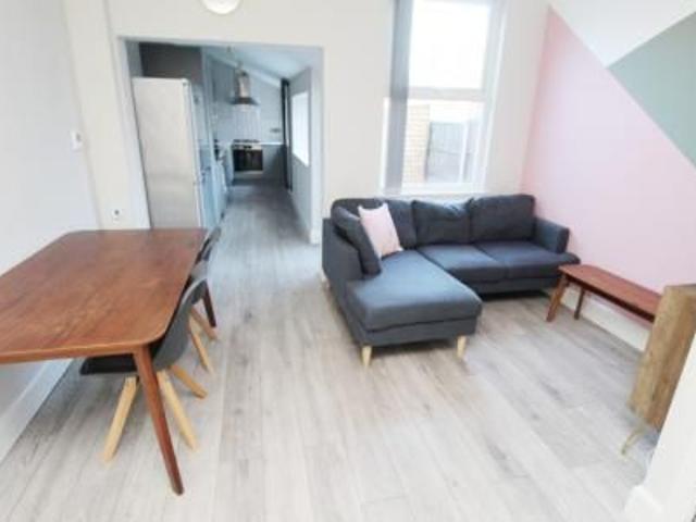 Room for rent in Haddon, East Midlands