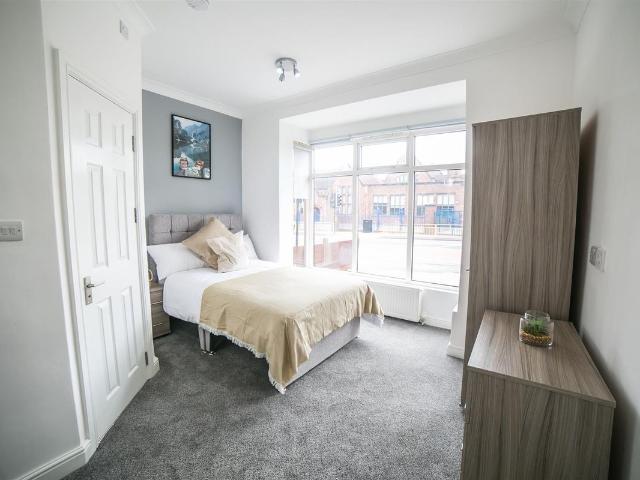 Room for rent in Winson Green, Birmingham