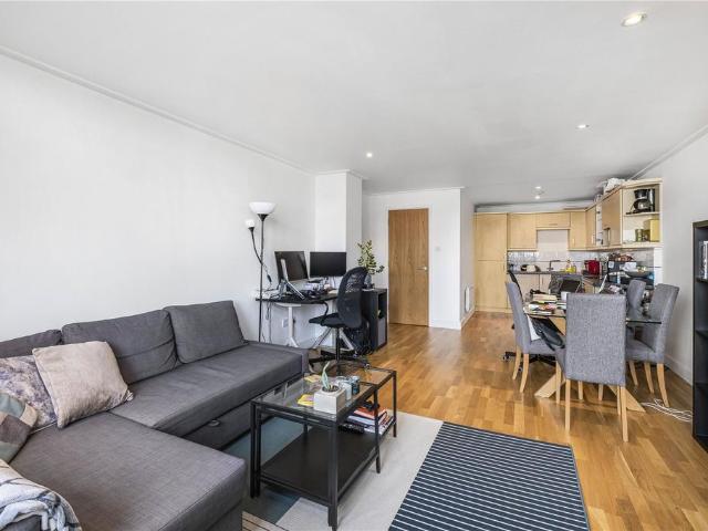 Apartment for rent in Finsbury, Greater London