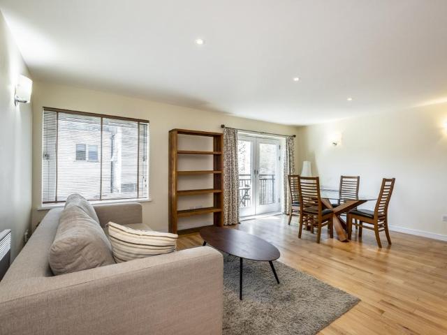 Apartment for rent in Angel, Greater London