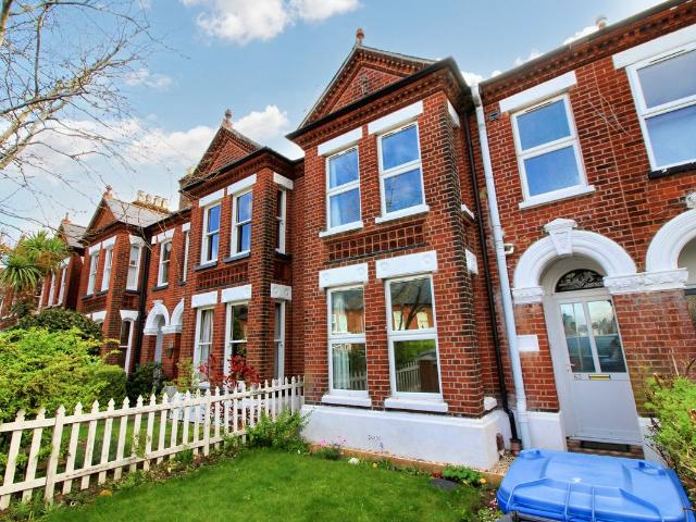 House for rent in Lakenham, East Bank