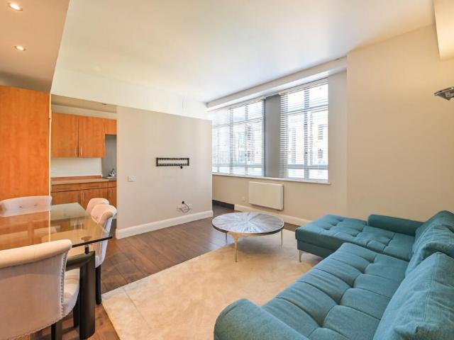 Apartment for rent in Finsbury, Greater London