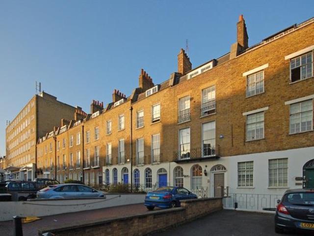 House for rent in Angel, Greater London