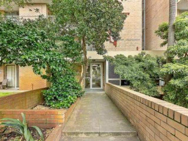 Apartment for rent in Cockburn, Western Australia