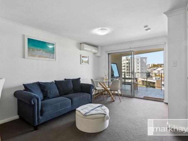 Apartment for sale in Cockburn, Western Australia