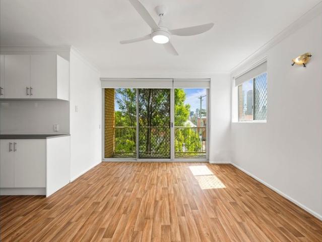 Apartment for rent in Highgate Hill, Greater Brisbane