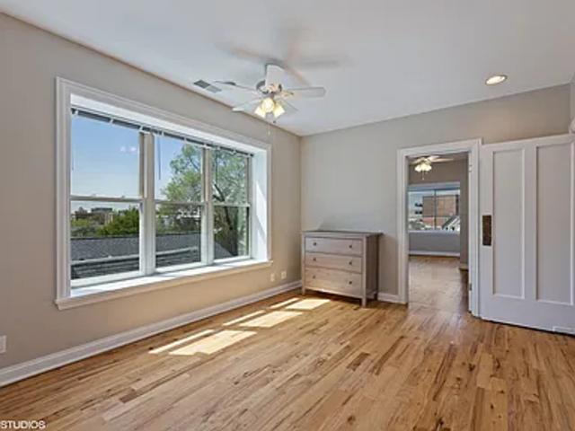 Apartment for rent in Chicago Park, Illinois