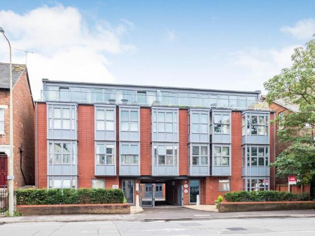 Apartment for rent in St Clement's, The Slade
