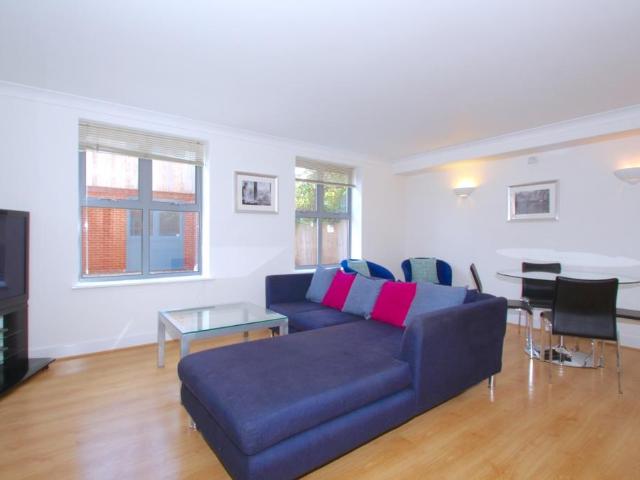 Apartment for rent in St Clement's, The Slade