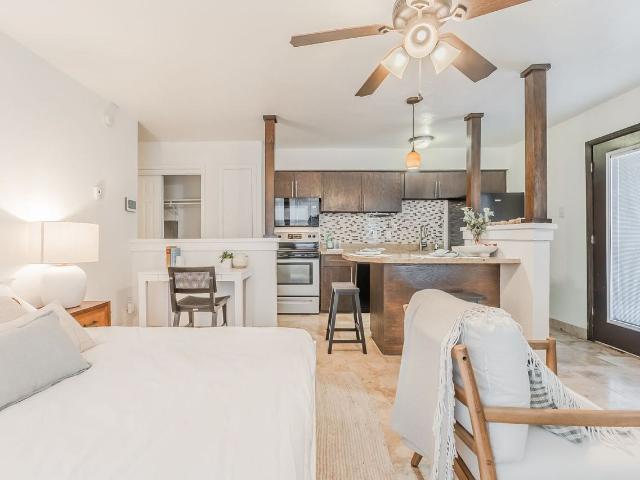Apartment for rent in Vickery Meadows PID, Dallas