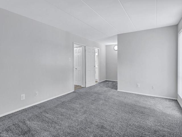 Apartment for rent in Penn Daw, Huntington