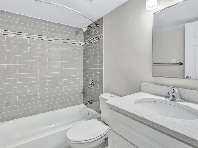 Apartment for rent in Penn Daw, Huntington
