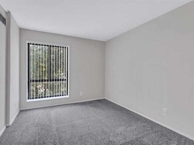 Apartment for rent in Penn Daw, Huntington