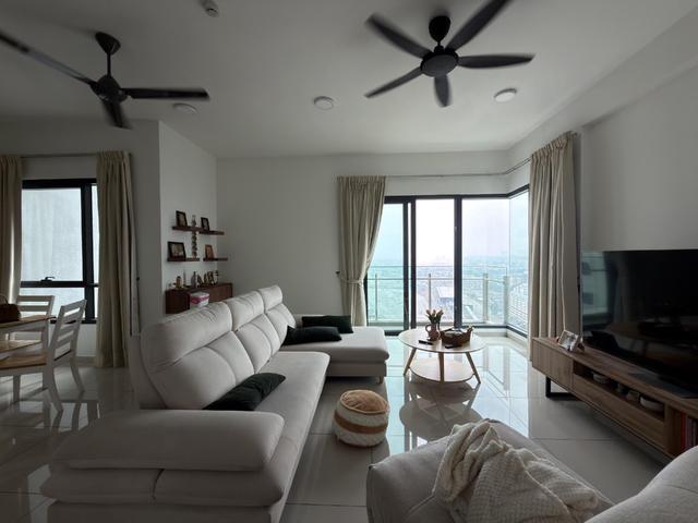 Serviced Residence for sale in Seri Kembangan, Majlis Bandaraya Subang Jaya