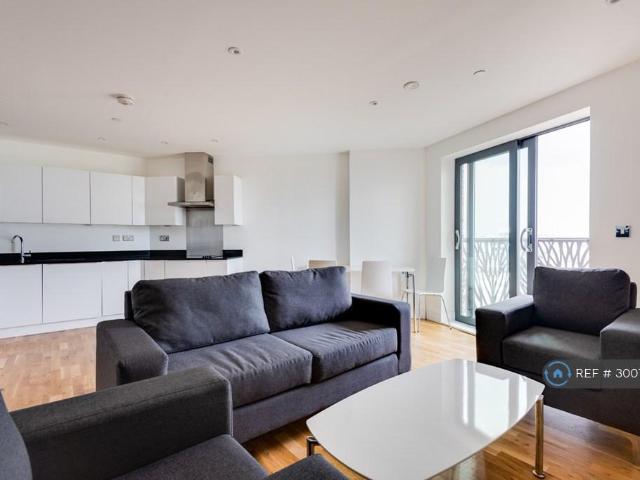 House for rent in Blackwall, Greater London