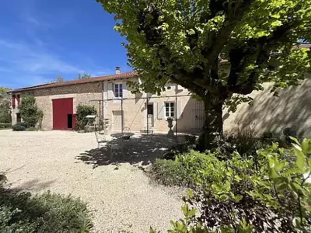 Maison vente à Montmorillon, Civaux