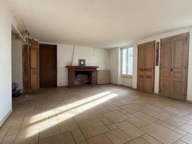 Maison vente à Montmorillon, Civaux