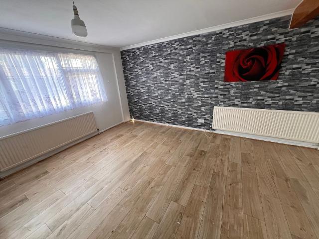 House for rent in Barkingside, Greater London
