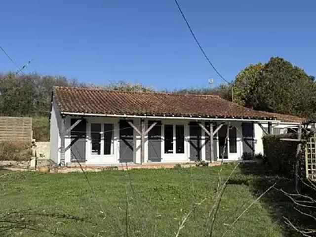 Maison vente à Montmorillon, Civray