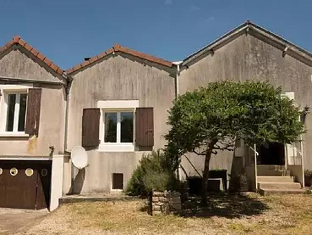 Maison vente à Montmorillon, Civray