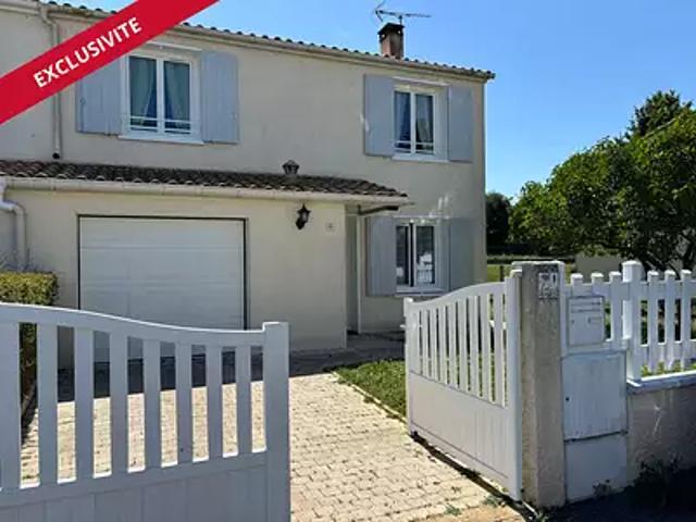 Maison vente à Montmorillon, Civray
