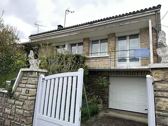Maison vente à Montmorillon, Civray